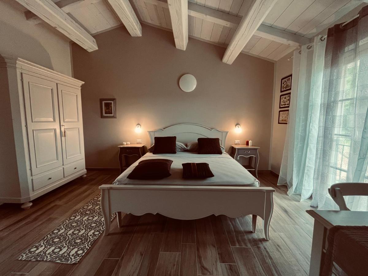B&B Il Vecchio Molino Quercianella Eksteriør billede